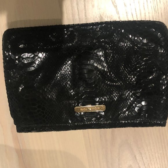 Michael Kors black clutch - Picture 2 of 4